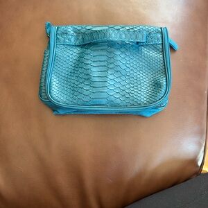 Avon Turquoise Faux Suede & Snake Skin Cosmetic Bag